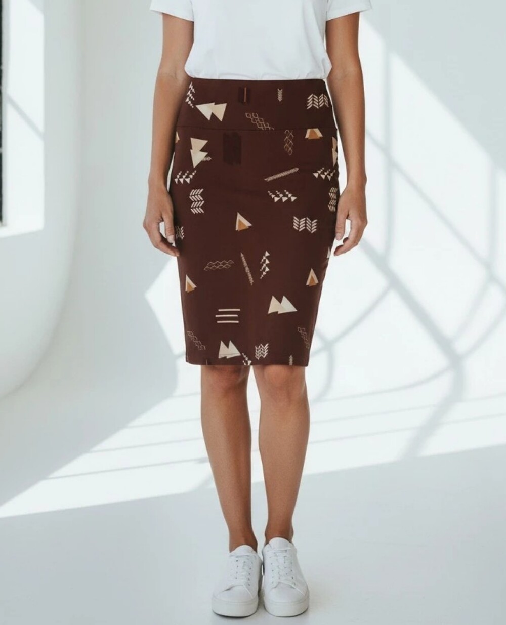 LuLaRoe Brown Abstract Design Print Skirt sz XS